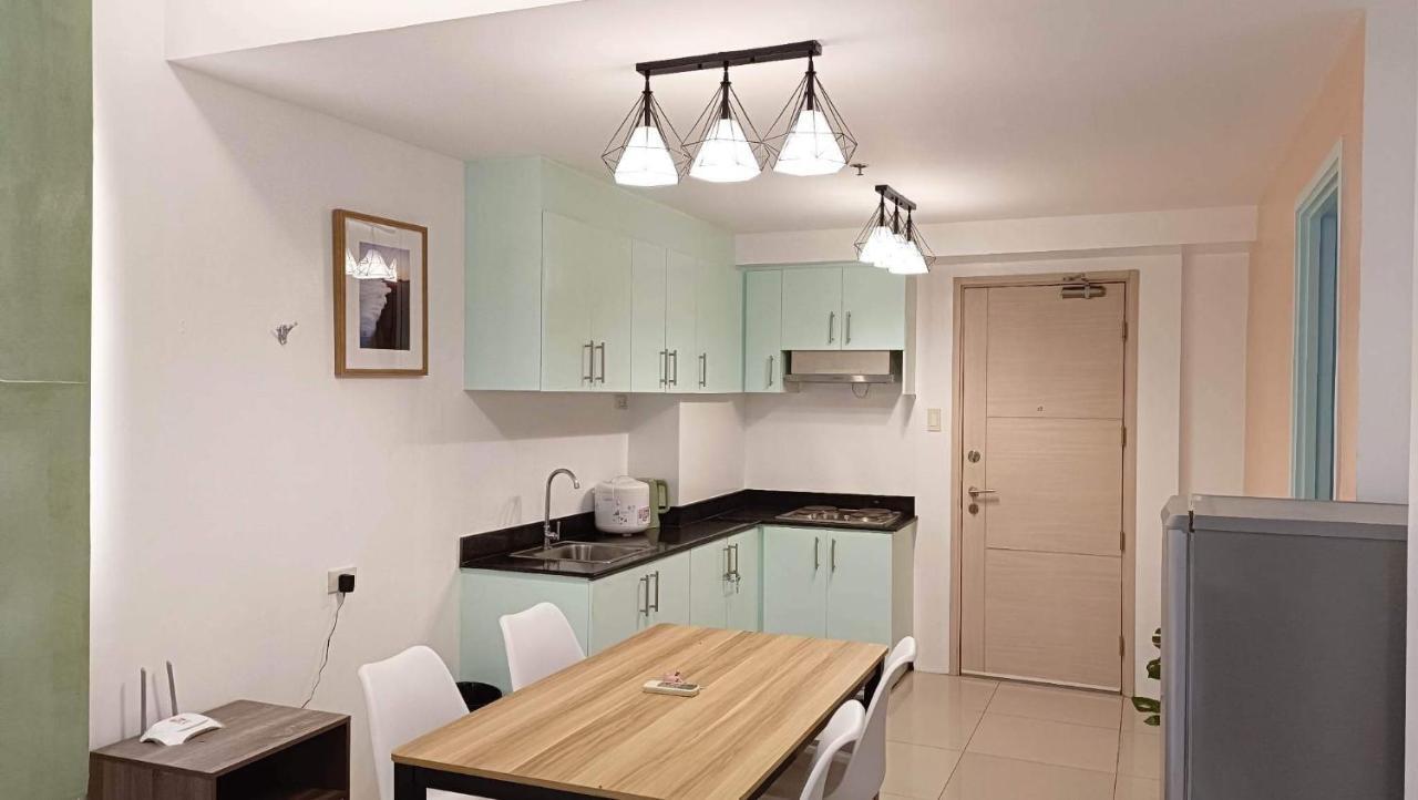 מנילה Premiere Haven At Sea Residences Condominium מראה חיצוני תמונה